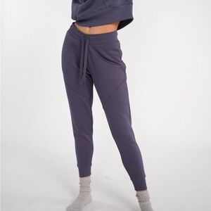 TASC- Legendary Fleece Jogger